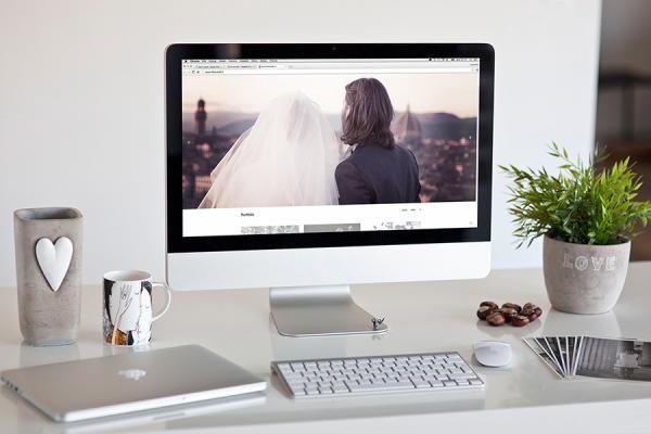 Love Mockup